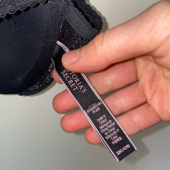 Victoria’s secret black lace underwire bralette - Picture 6 of 6